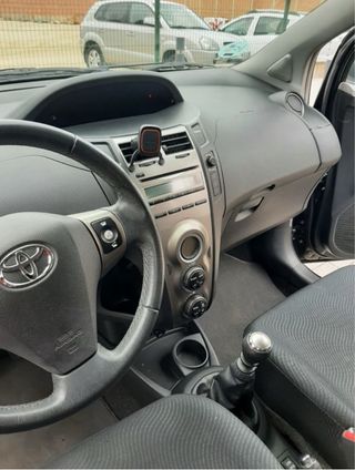 Toyota Yaris 2009