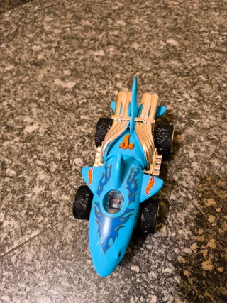 Macchinina Hot Wheels Sharkruiser