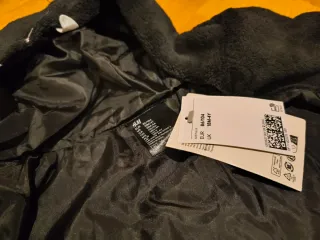 Capa de disfraz negra. 86-104