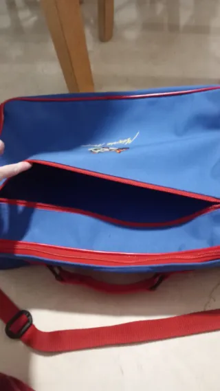 Maleta de tela Minnie Mouse azul y roja