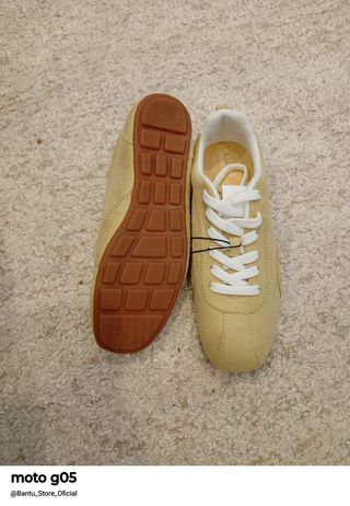 Tênis Woman Street bege e branco