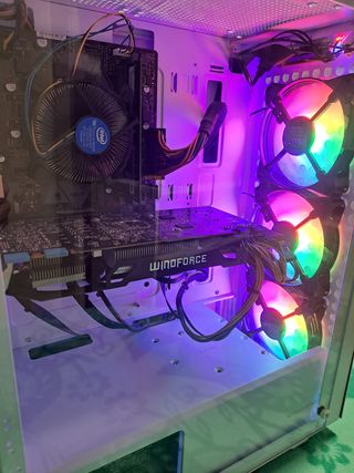 PC Gamer Blanco con RGB