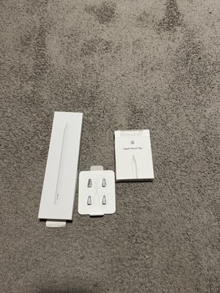 Apple Pencil USB-C + pencil tips