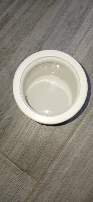 Set di articoli da cucina: caraffa, caffettiere e barattolo