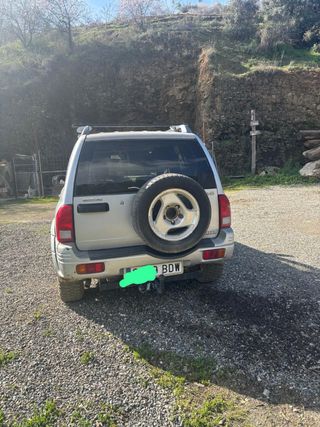 Suzuki Grand Vitara 2.5 V6
