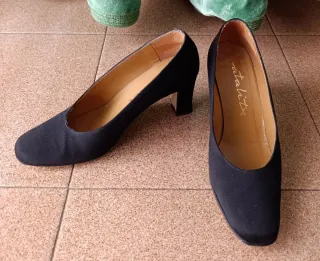 Scarpe da sera nere in raso