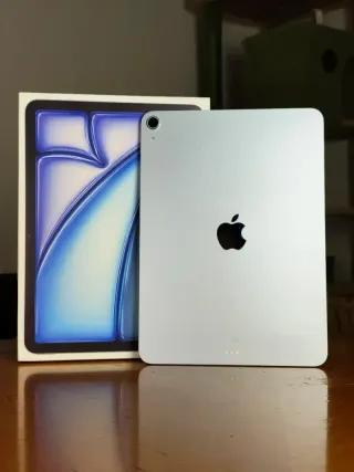 iPad Air 11'' M3 100%