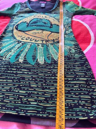 Camiseta Custo manga larga estampado folk