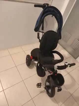 Triciclo para bebé Zippy