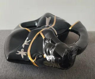 Figura cerámica estilo modernista