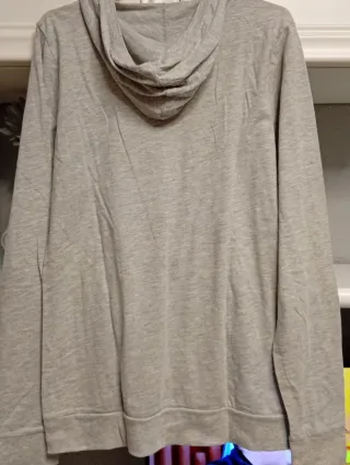 Lote 2 jerseys: rosa y gris