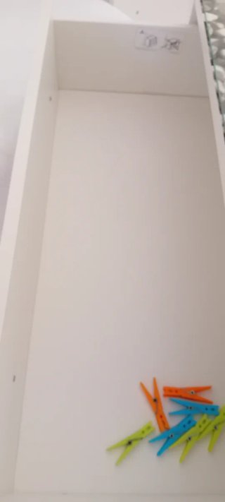 Cómoda blanca con espejo