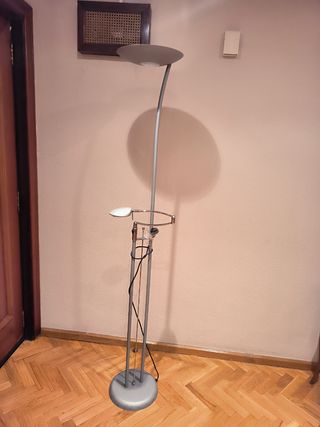 Lámpara de pie