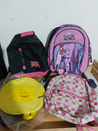 Lote 4 mochilas infantiles