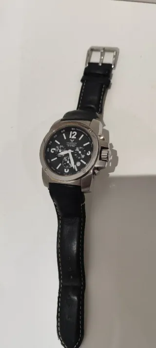 Reloj Viceroy Negro y Plateado