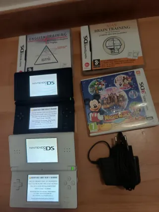 2 Nintendo DS Lite Blanca y Negra + Juegos