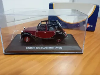 Coche a escala Altaya Citroen 2 cv