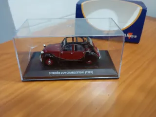 Coche a escala Altaya Citroen 2 cv