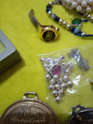 Lote di gioielli vari