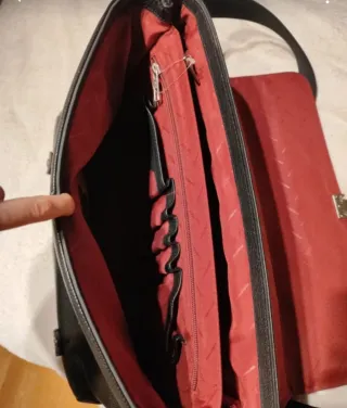 Cartera de documentos negra de piel