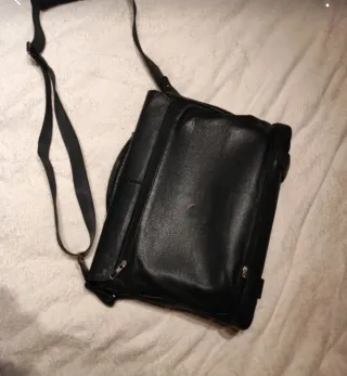 Cartera de documentos negra de piel