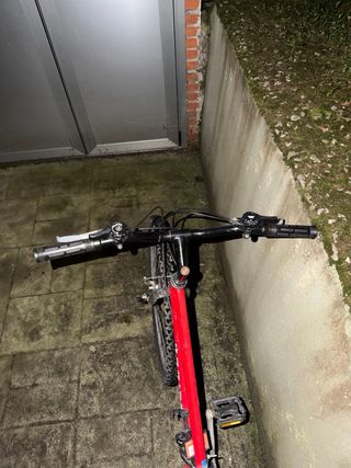 Bicicleta Roja Montaña