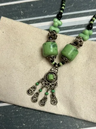 Collar vintage estilo Art Deco con piedras y plata