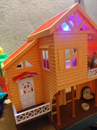 Casa de muñecas naranja