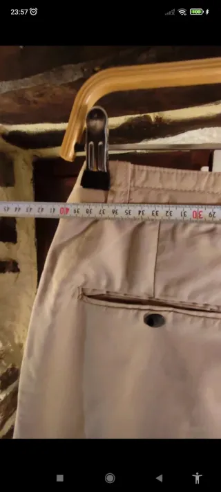 Pantalón Zara Woman pitillo beige