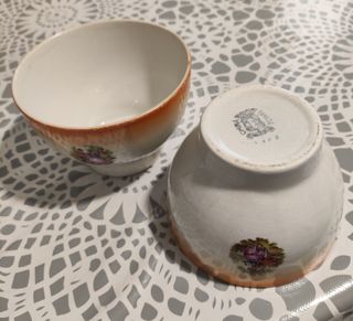 2 tazones de porcelana opaca decorados