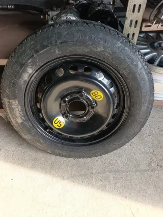 Rueda de repuesto Continental T125/90 R15