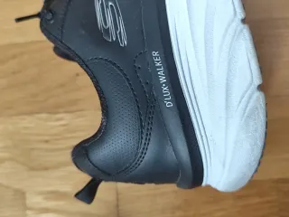 Zapatillas Skechers D'Lux Walker Negras