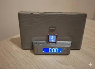 Radio Despertador Sony + iPod Rosa