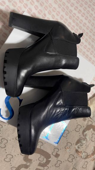 Botines Guess tacón alto plataforma negros 37
