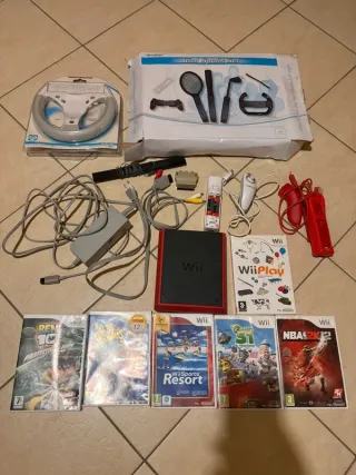 Nintendo Wii Mini + giochi + accessori