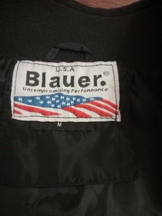 Blauer Bomber Uomo Nero