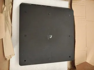 PS4 Slim Negra + 1 Mando + 3 Juegos