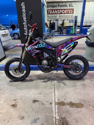 Honda CRE Six Supermotard