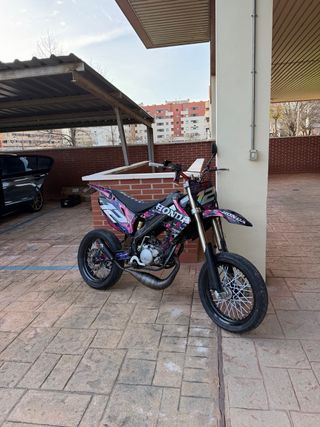 Honda CRE Six Supermotard