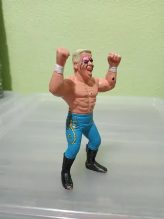 Figura luchador con traje azul