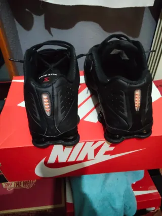 Tenis Nike Shox Negros