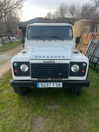 Land Rover Defender 2007