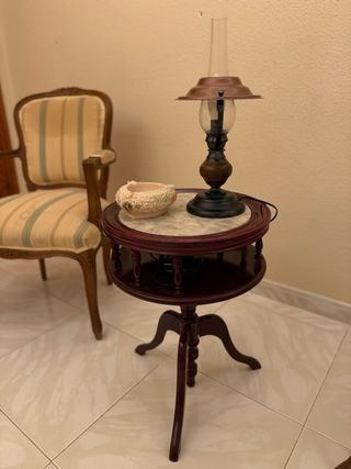 Mesita auxiliar efecto mármol