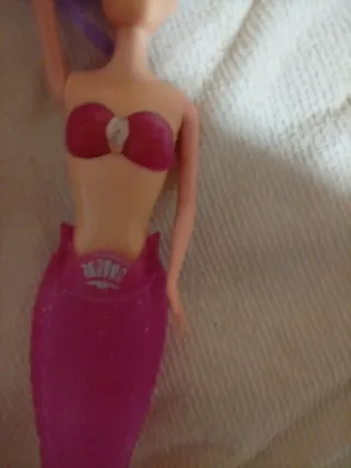 Muñeca sirena tamaño Barbie