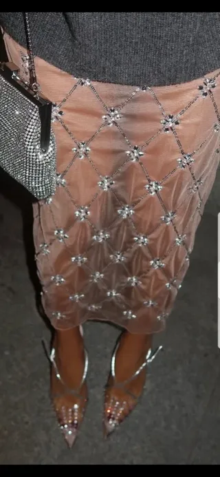 Falda midi Zara bordada abalorios Talla S