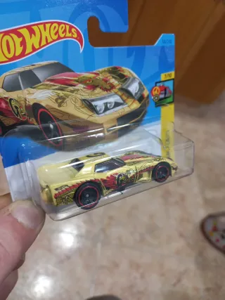 Hot Wheels '76 Greenwood Corvette