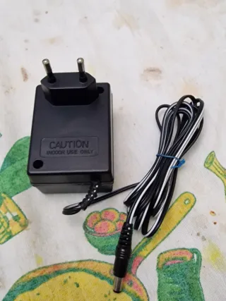 Adaptador AC-DC 12V 200mA