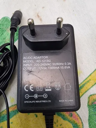 Adaptador AC/DC Specialife Industries AD-1213G