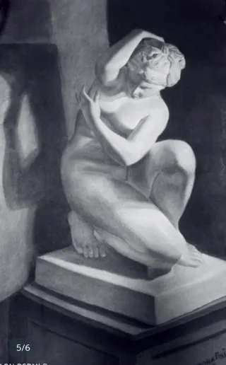 Dibujo a carboncillo figura clásica