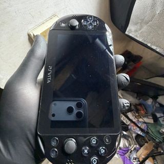 PS Vita Slim PCH-2004 Console Caricabatterie e sd